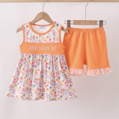 Jesus Loves Me Floral Short Set